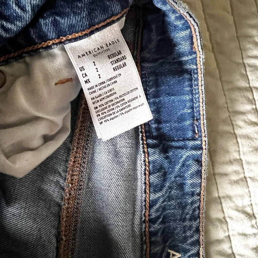 American Eagle Outfitters Dark Blue Distressed Boyfriend Jeans - Picture 3 of 6